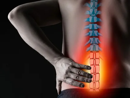 رازهای تشخیص دیسک کمر: نشانهها و آزمایشهای کلیدی - فیزیوتراپی پونک زنجان